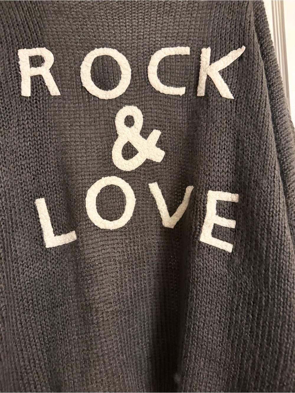 Elan Rock & Roll Boutique Grey Knit Cardigan View 3